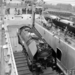 Francia 141R mozdony berakodása 1946 (fotó Marie Hansen) 2